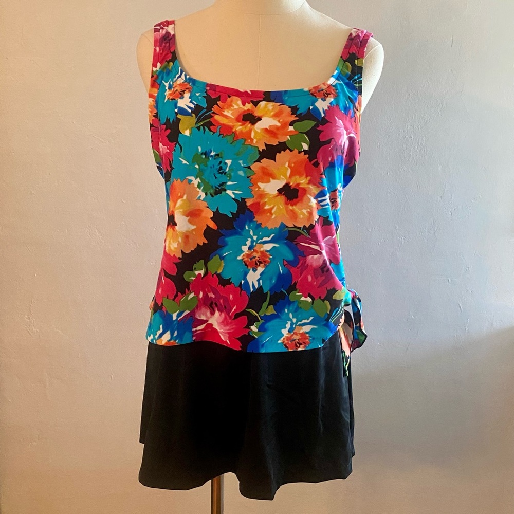 NWT JCPenney Le Cove Multi Color One Piece
